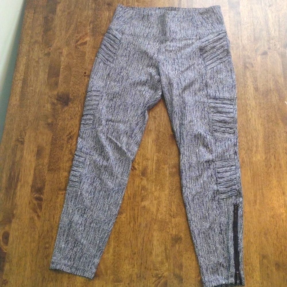 Athleta Delancey Textured Moto Tight Zipper Back Pockets M